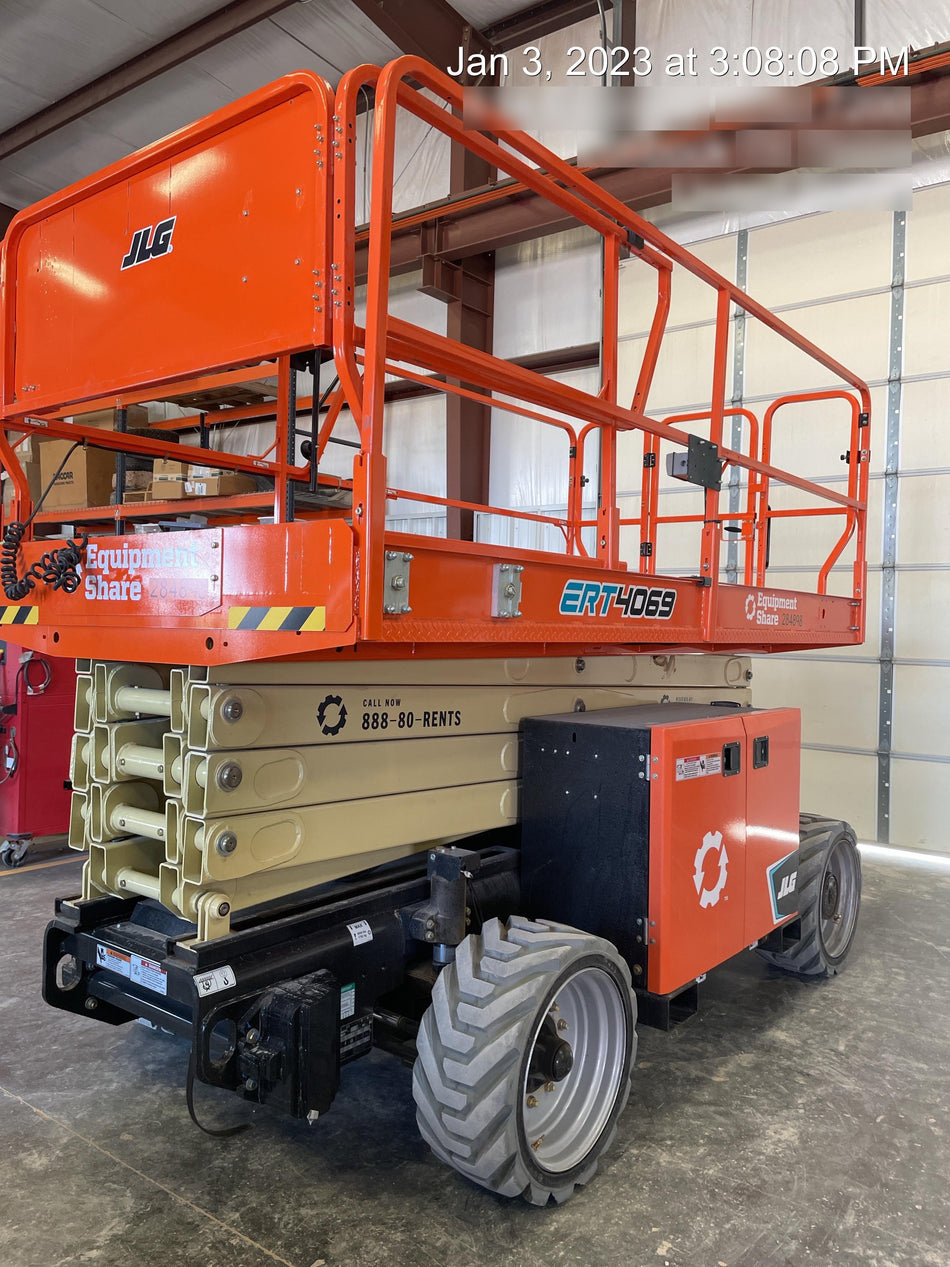 2022 JLG ERT4069