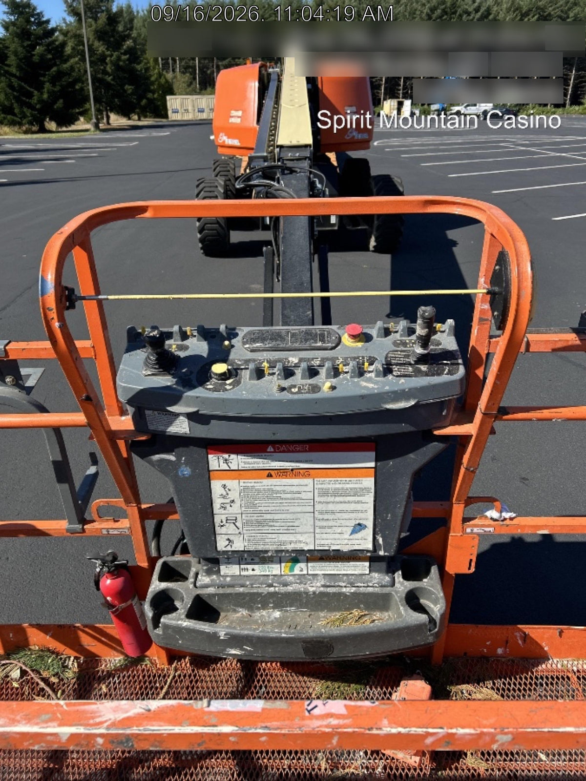 2023 JLG 660SJ