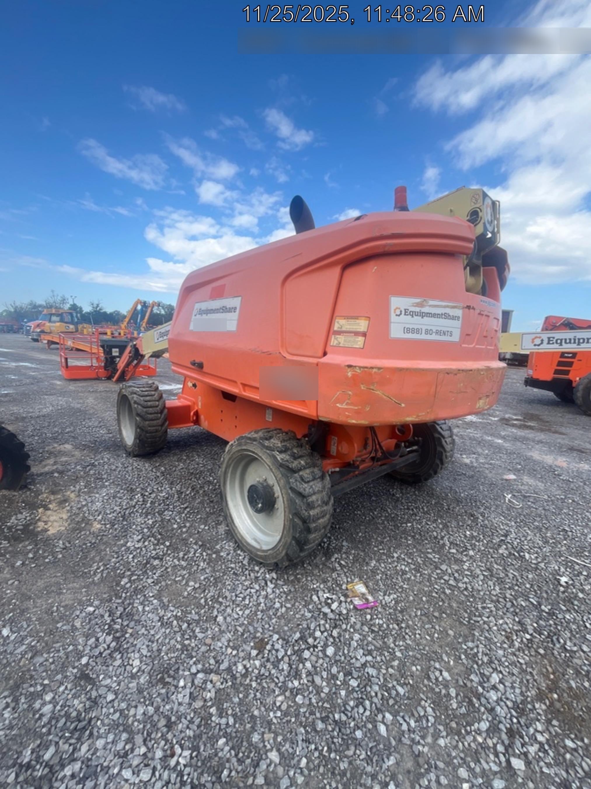 2019 JLG 660SJ