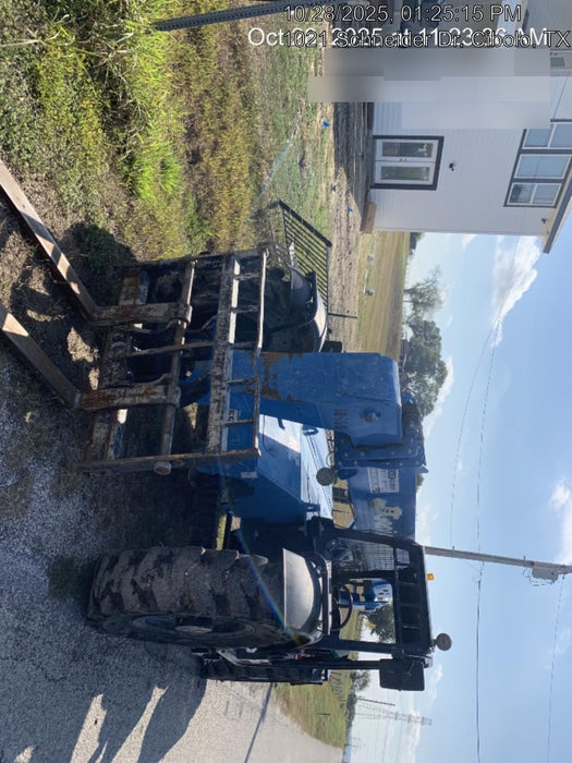2018 Genie GTH-636 Genie GTH-636 w/Open ROPS, Solid Tires, Work Light/Beacon, 48" Carriage and Forks