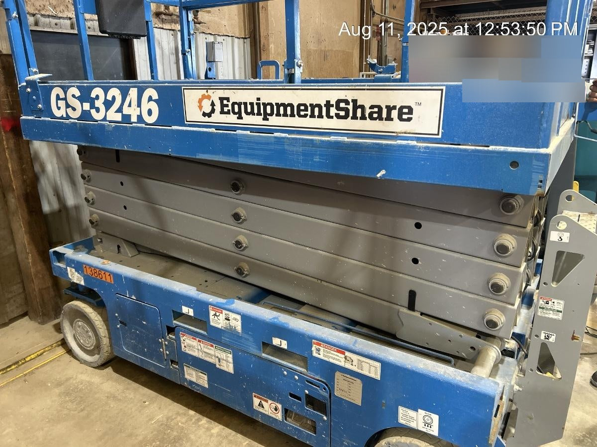 2021 GENIE GS-3246