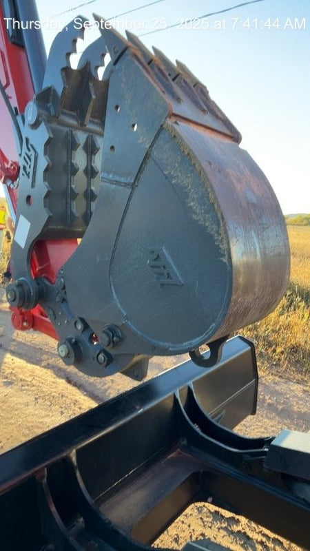 2025 LINK-BELT 24" Bucket - Link Belt