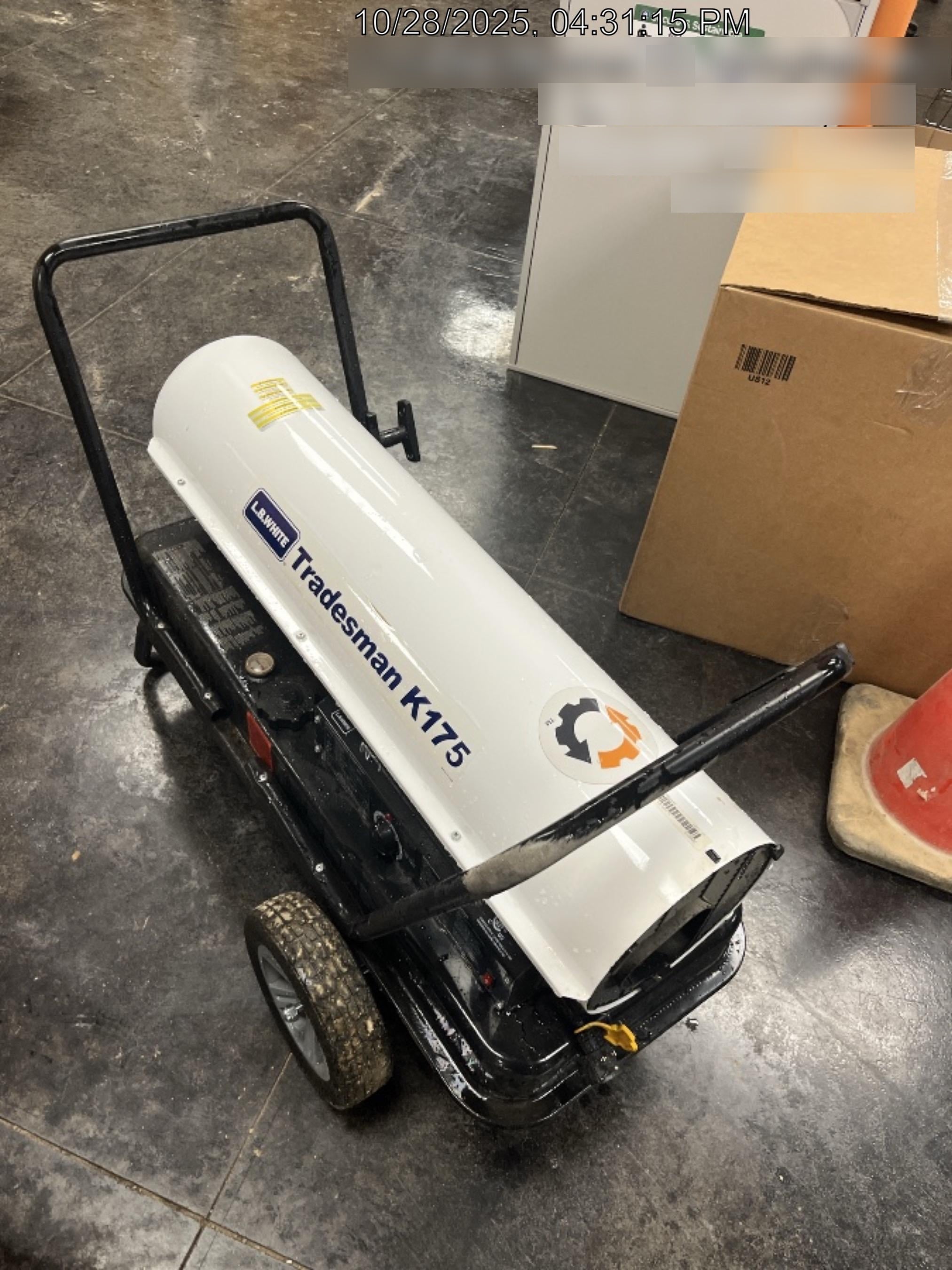 2022 LB WHITE Tradesman K175