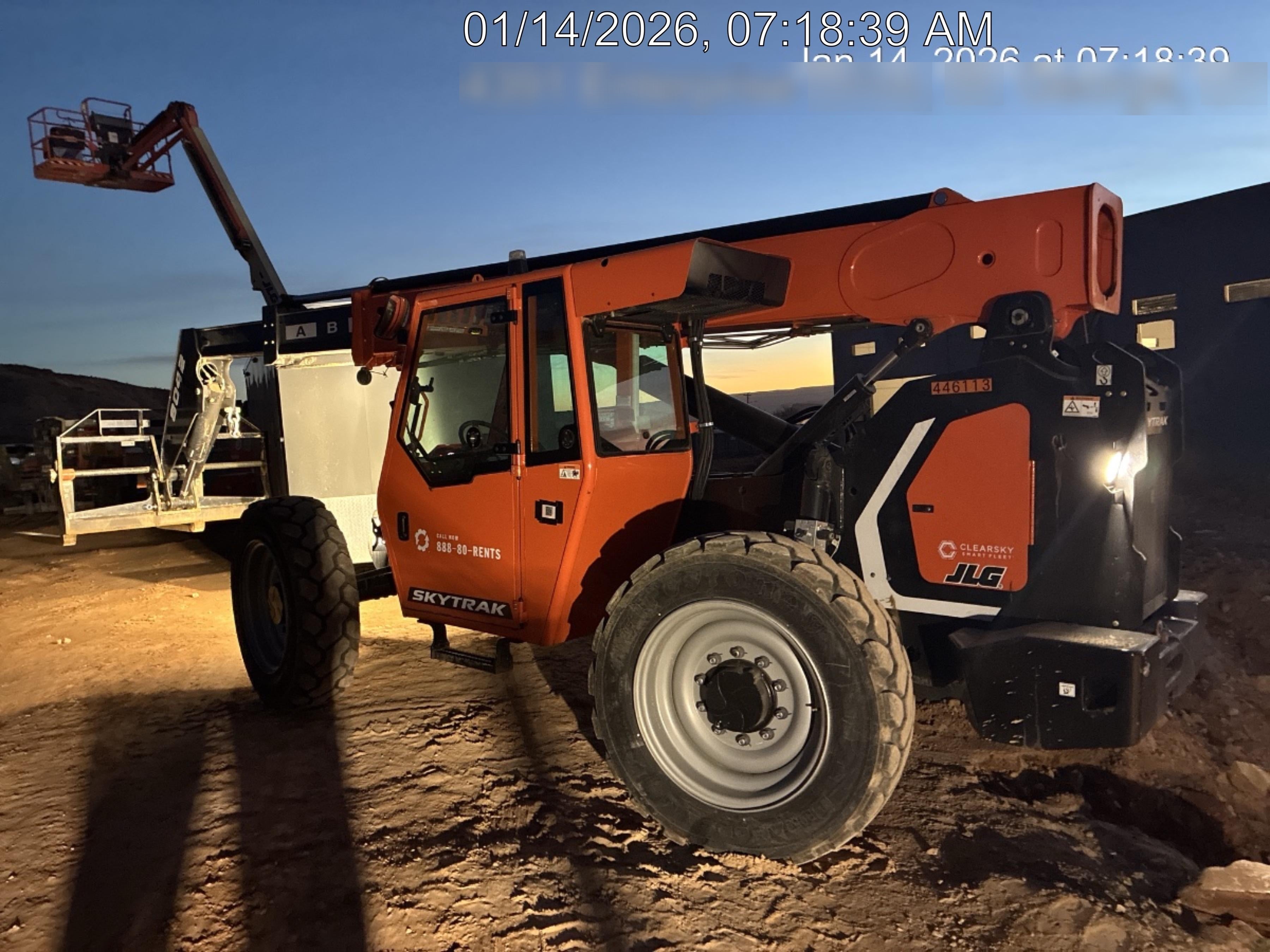 2024 SKYTRAK 8042