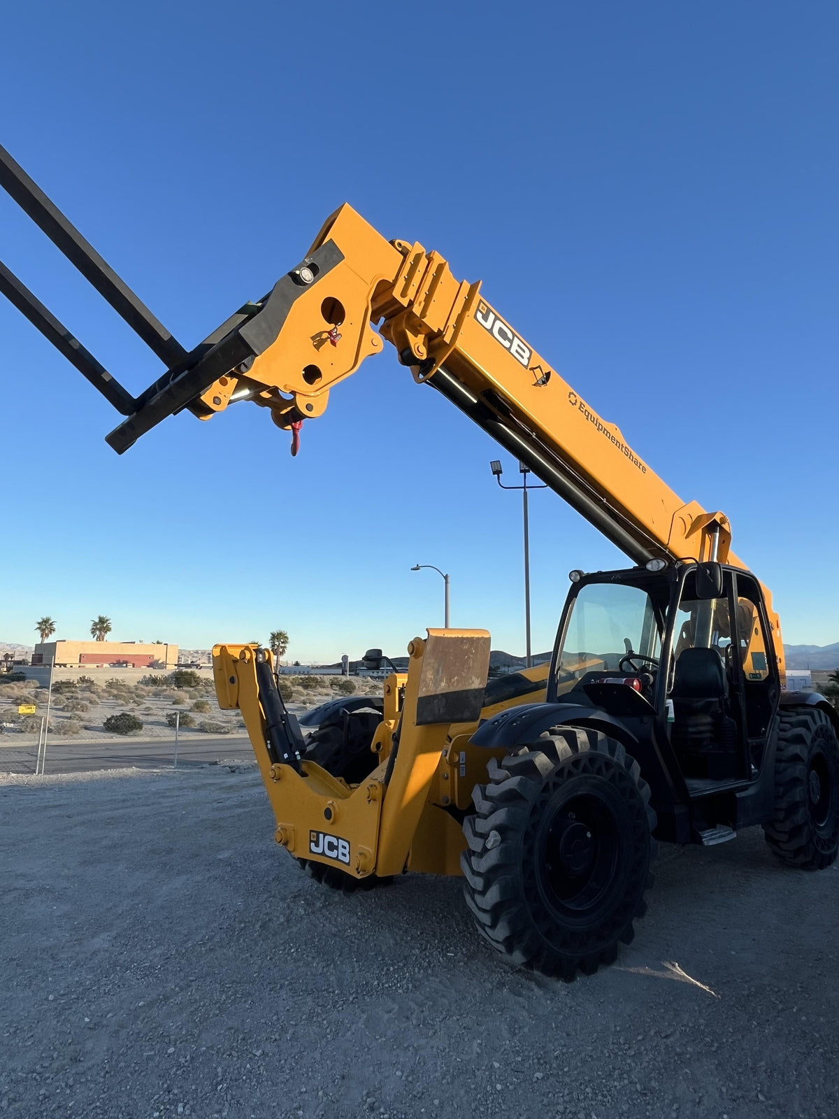 2024 JCB 510-56