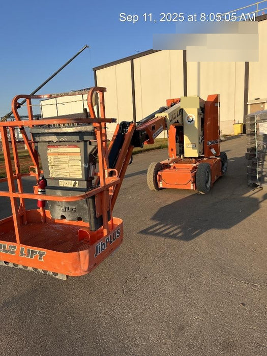 2019 JLG E300AJP