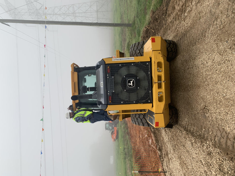 2019 John Deere 624L 4yd Wheel Loader, Cab/Heat/Air, 3 Function Hydraulics, JRB Hydraulic QC, QC 4yd bucket w/smooth cutting edge, QC Carriage, 72" Fork Tines, 5yr/5,000hr Powertrain and Hydraulics extended warranty
