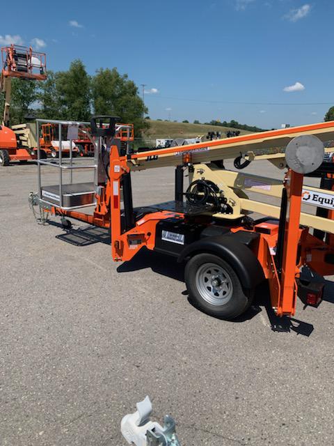 2022 JLG T350