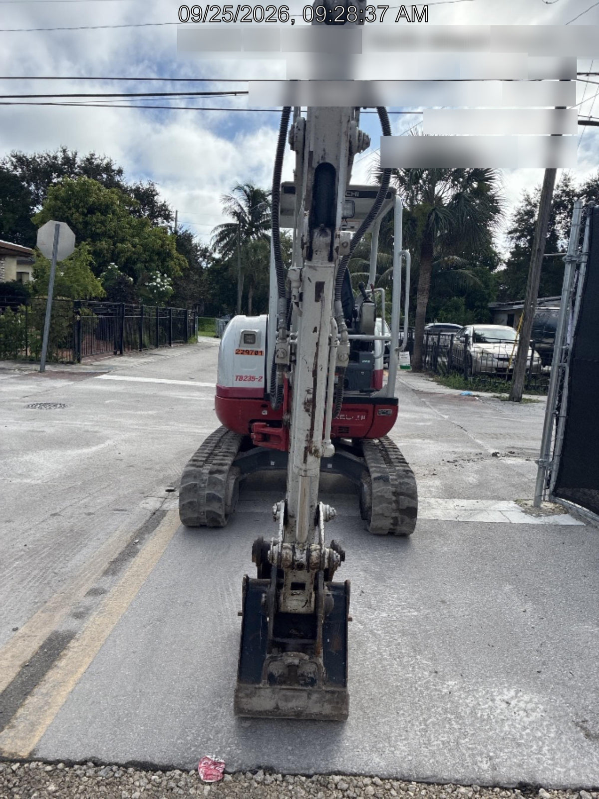2022 TAKEUCHI TB235-2R