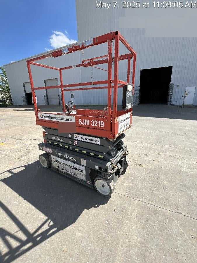 2019 Skyjack SJIII-3219 Standard Options, Trojan Batteries