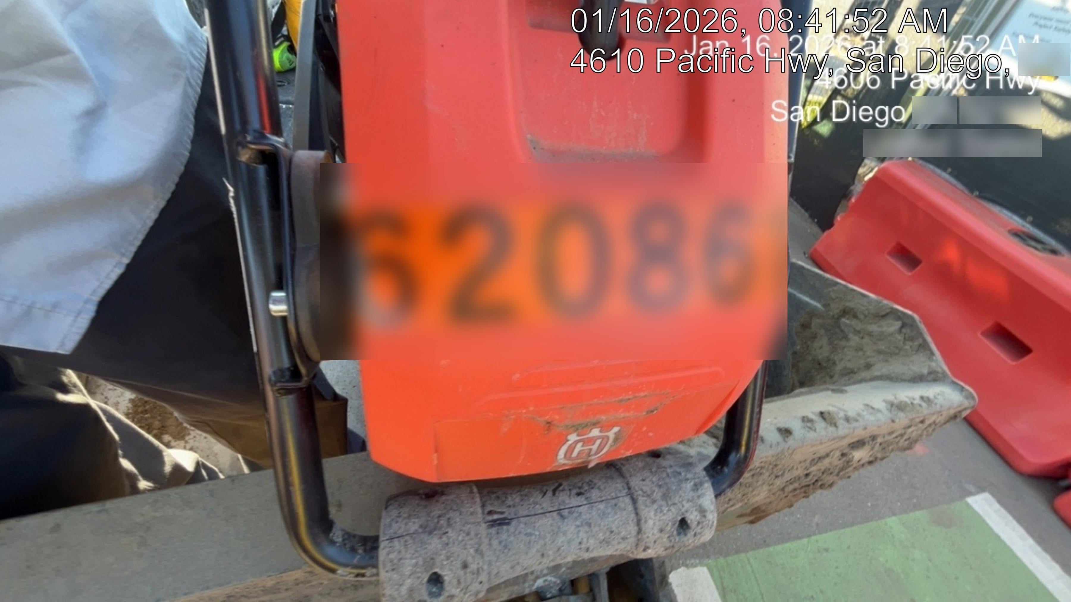 2025 HUSQVARNA LT6005