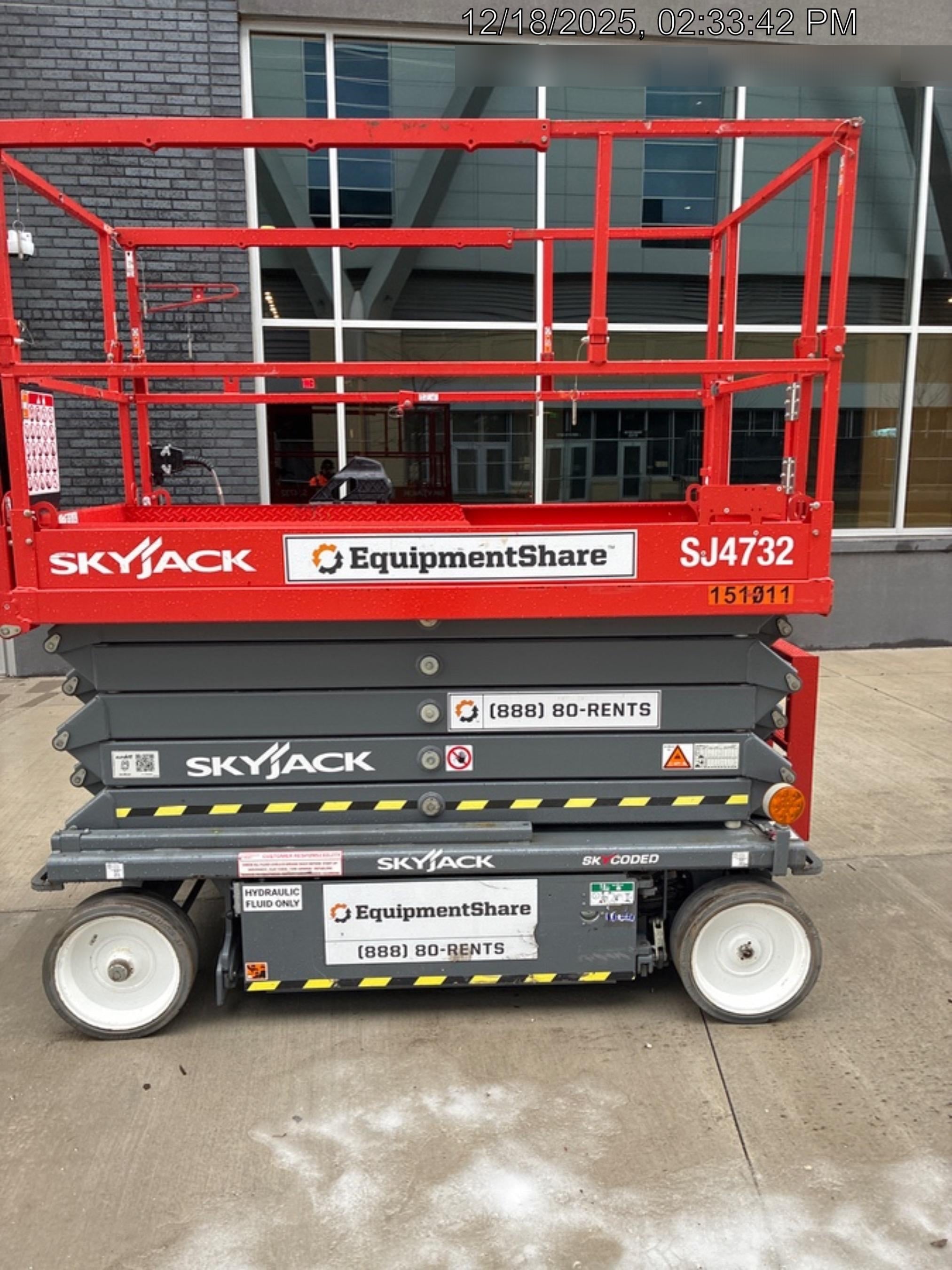2021 SKYJACK SJ4732