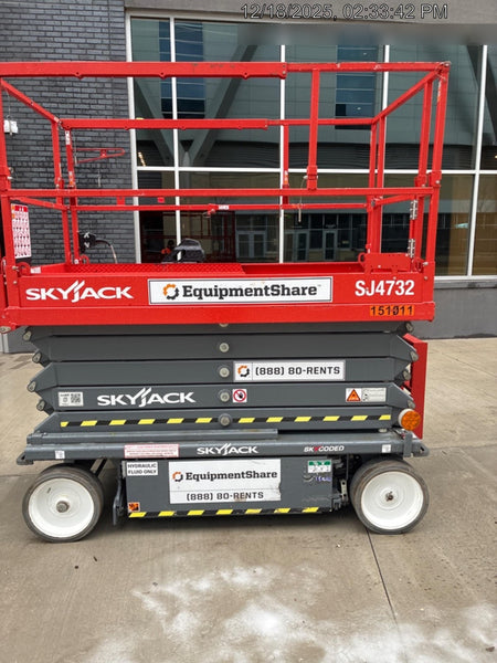 2021 SKYJACK SJ4732