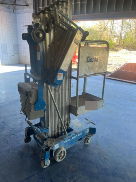 2020 GENIE AWP-30S