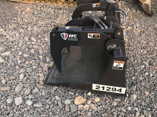 2018 PALADIN 76" Scrap Grapple Bucket - Paladin