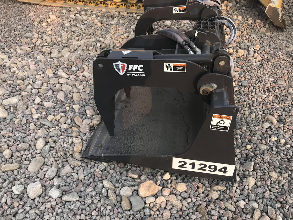 2018 PALADIN 76" Scrap Grapple Bucket - Paladin