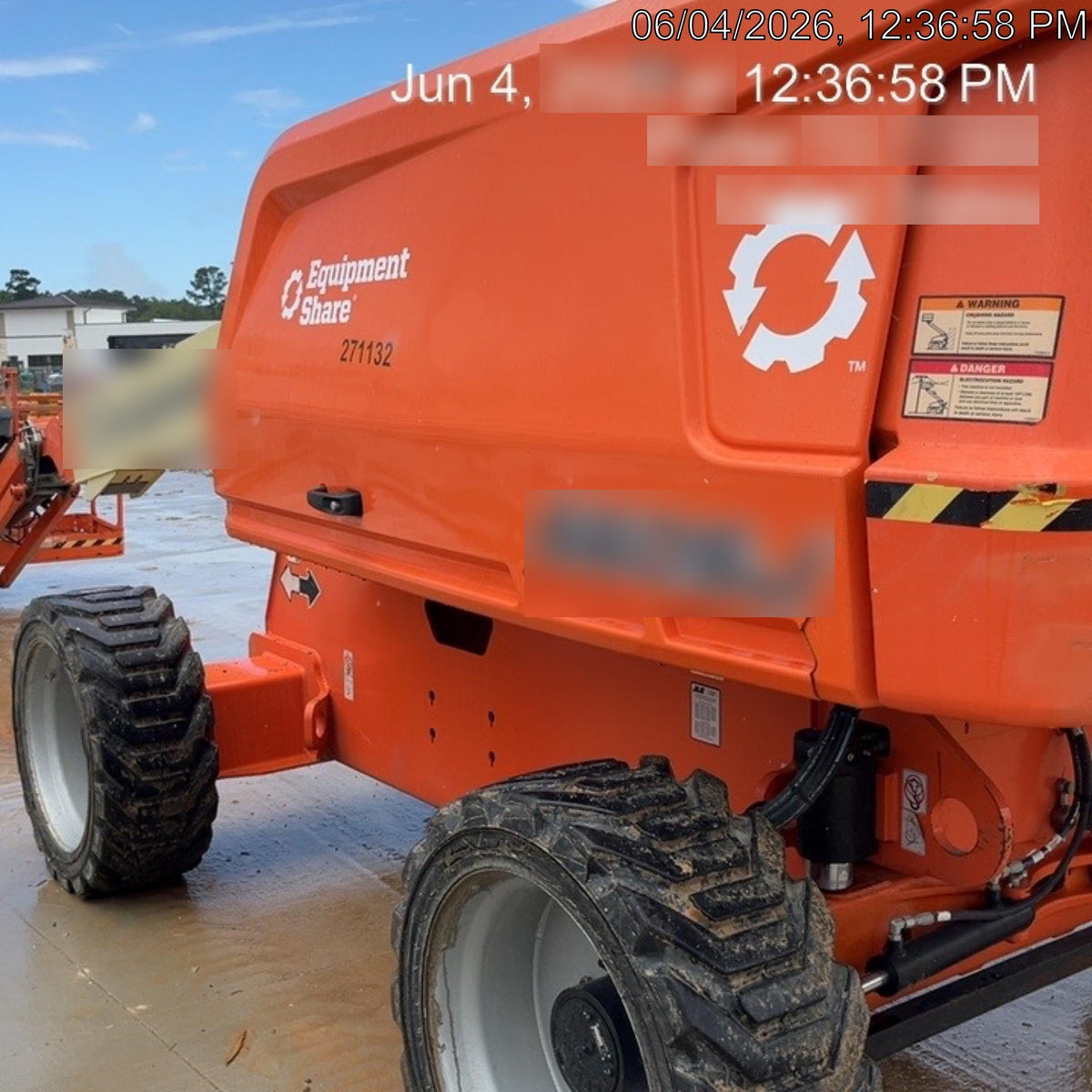 2022 JLG 660SJ