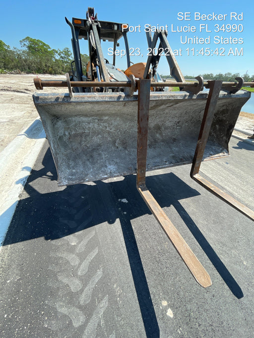 2014 WERK-BRAU 42" Forks - Backhoe