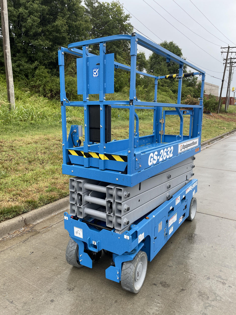 2022 GENIE GS-2632