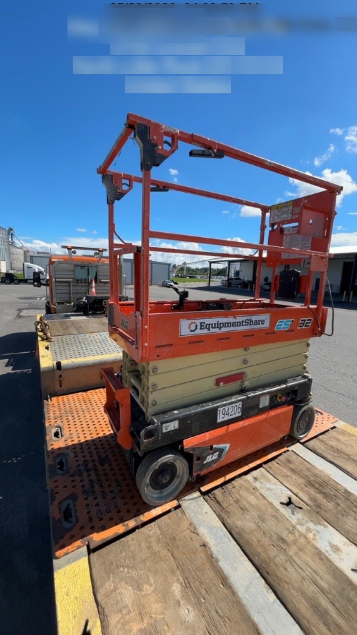2021 JLG ES1932