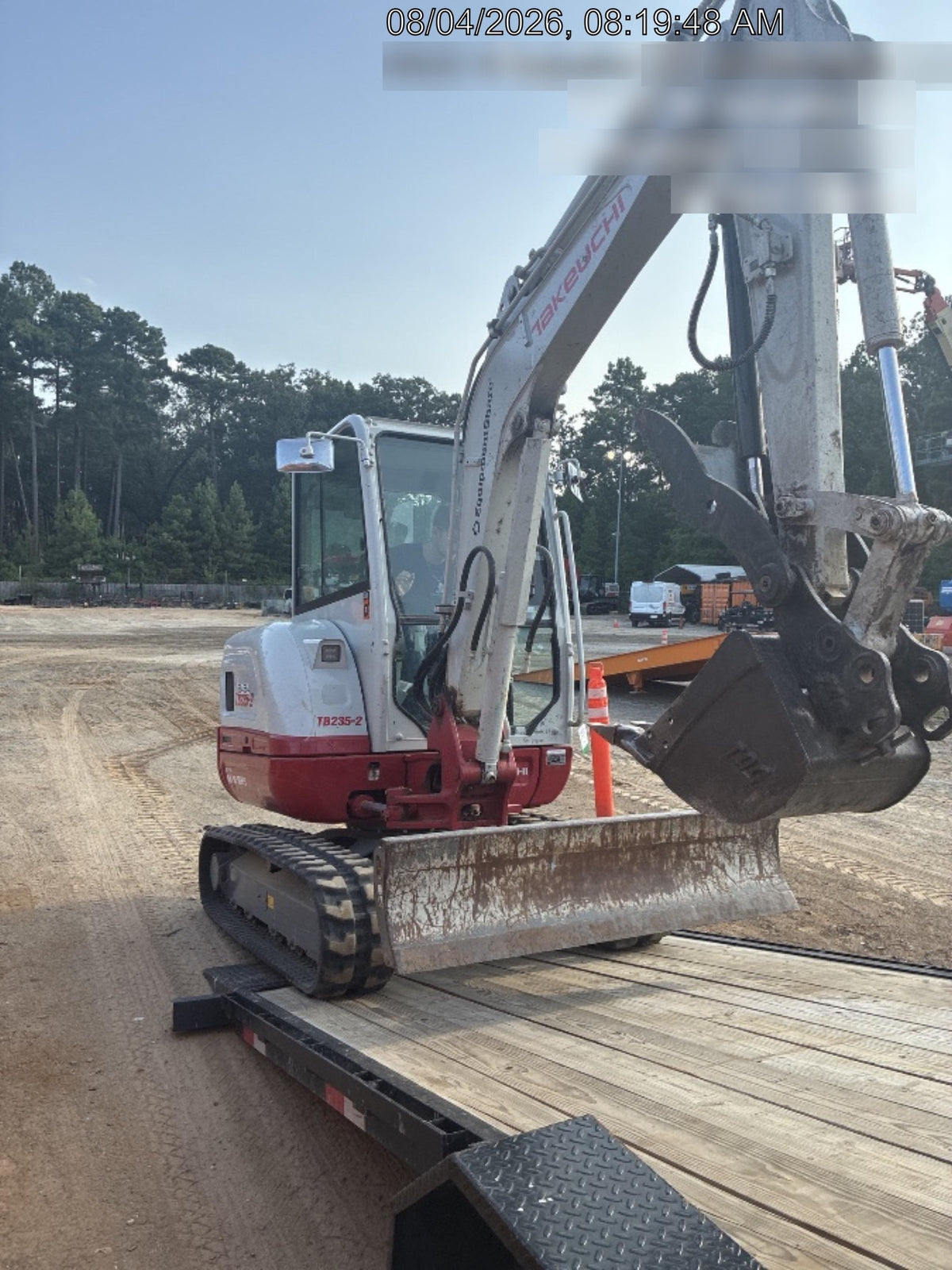 2025 TAKEUCHI TB235-2CR