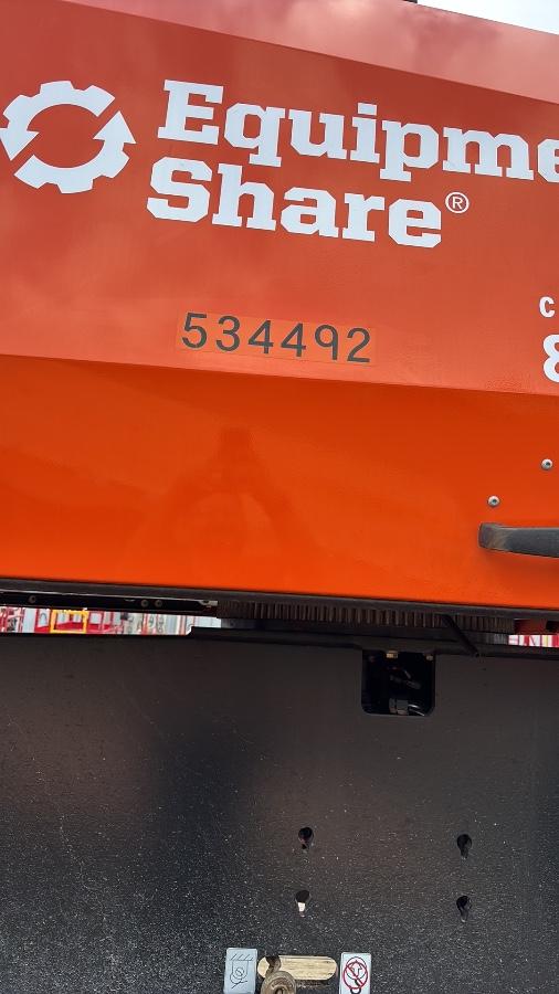 2025 JLG 800AJ