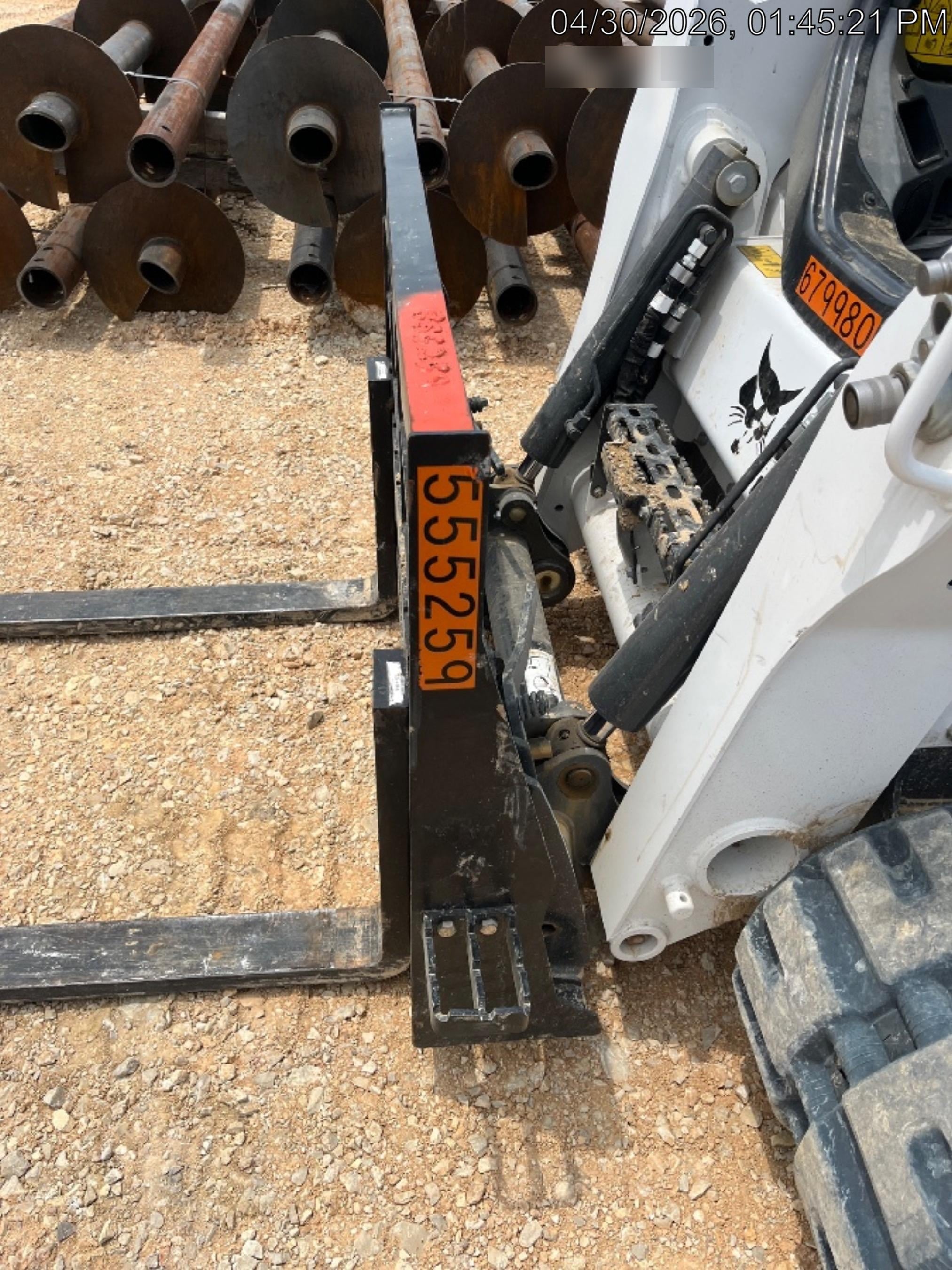 2025 ARROW MATERIAL HANDLING F5100CB - 72"
