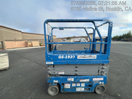 2019 Genie GS-1930 Half Height Swing Gate, 800W Inverter