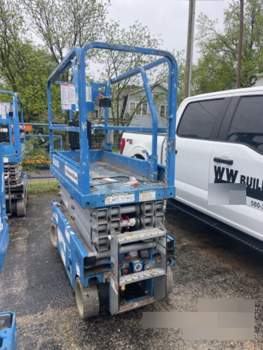 2019 Genie GS-1930 Fixed rails with chain Entry