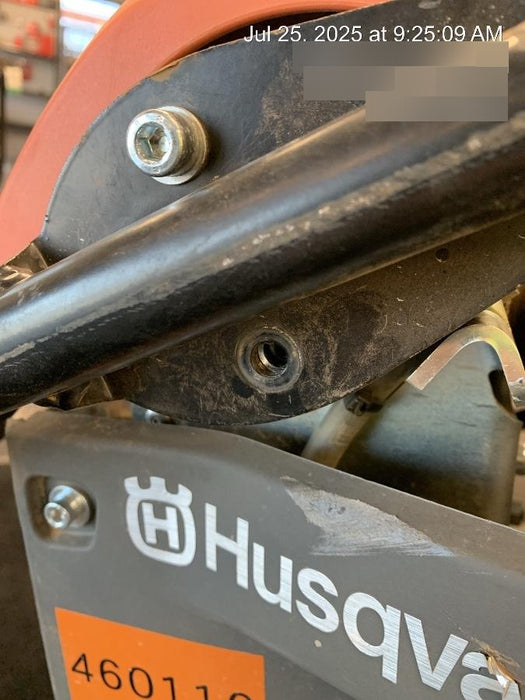 2024 HUSQVARNA LT6005