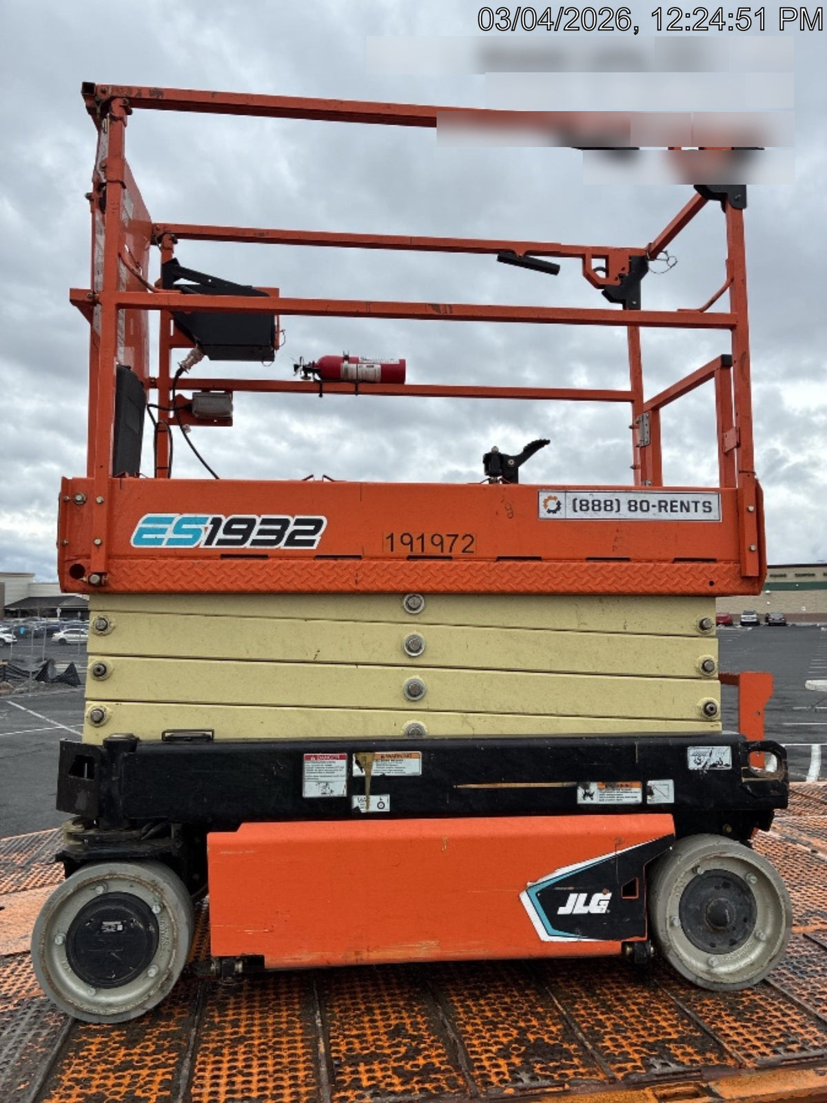 2021 JLG ES1932