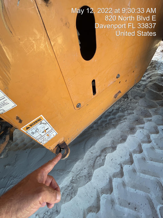 2016 Case 721F CLOSED CAB, JRB 416 STYLE HYD COUPLER