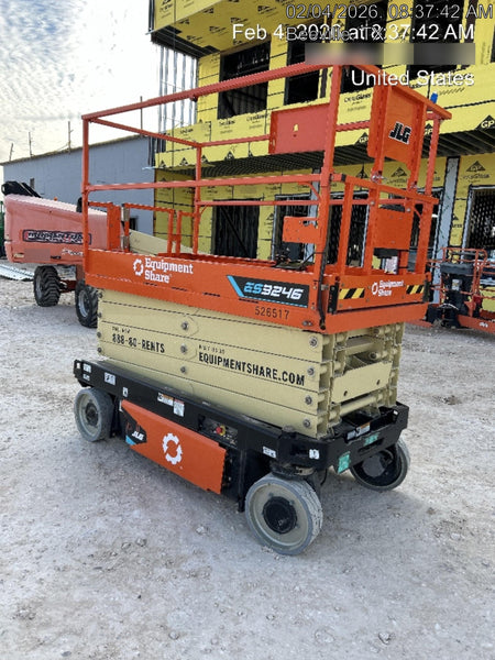 2025 JLG ES3246
