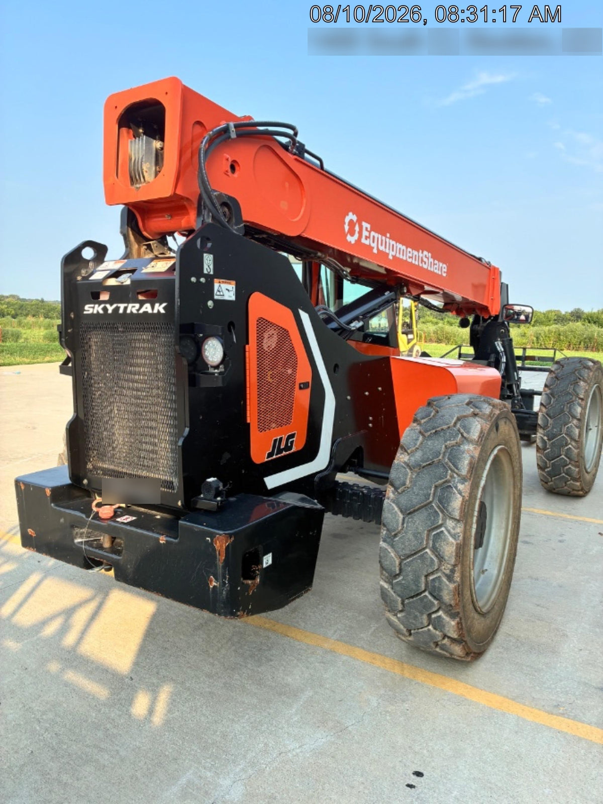 2024 SKYTRAK 8042