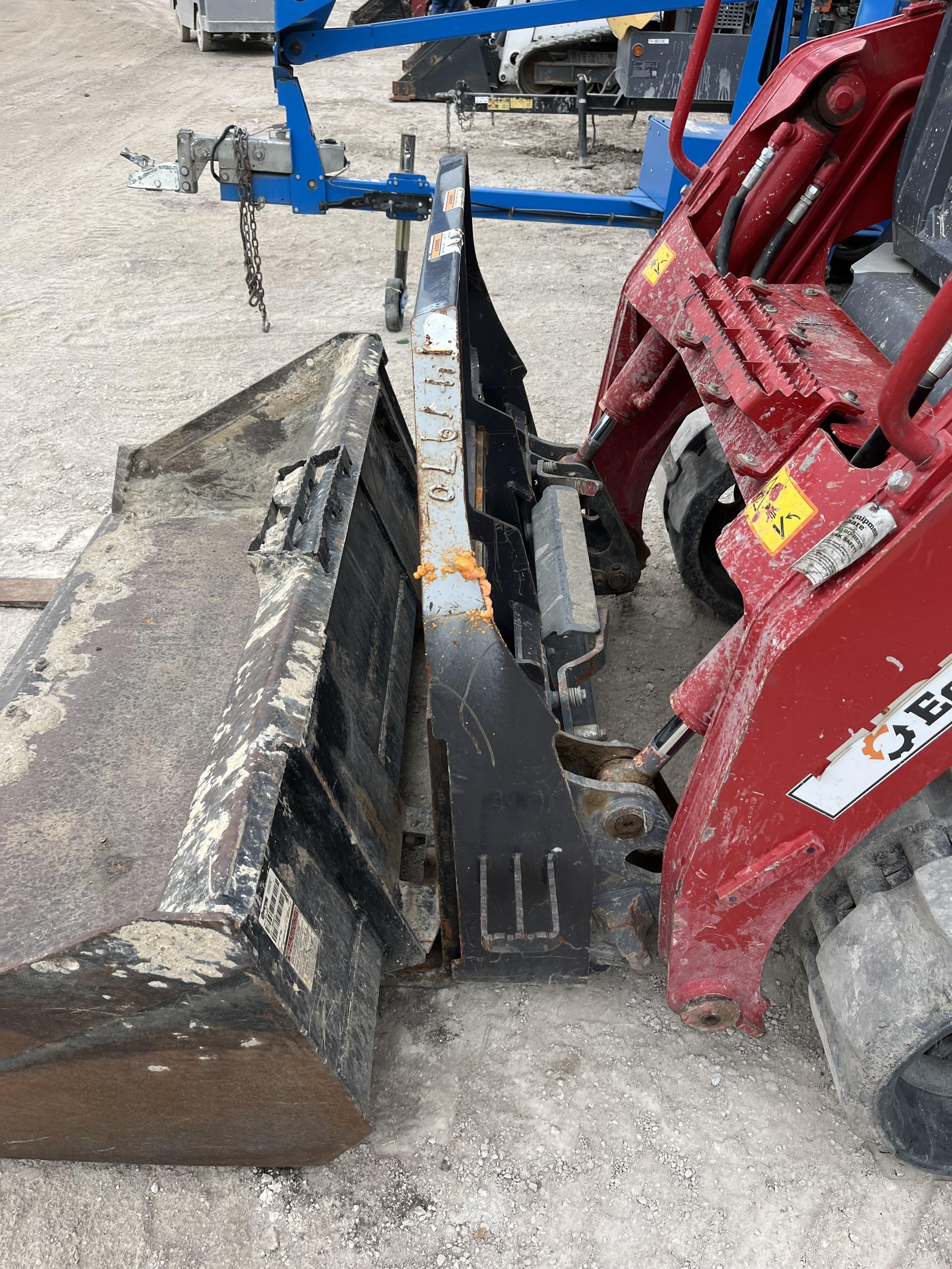 2021 PALADIN 48" Pallet Forks - Paladin