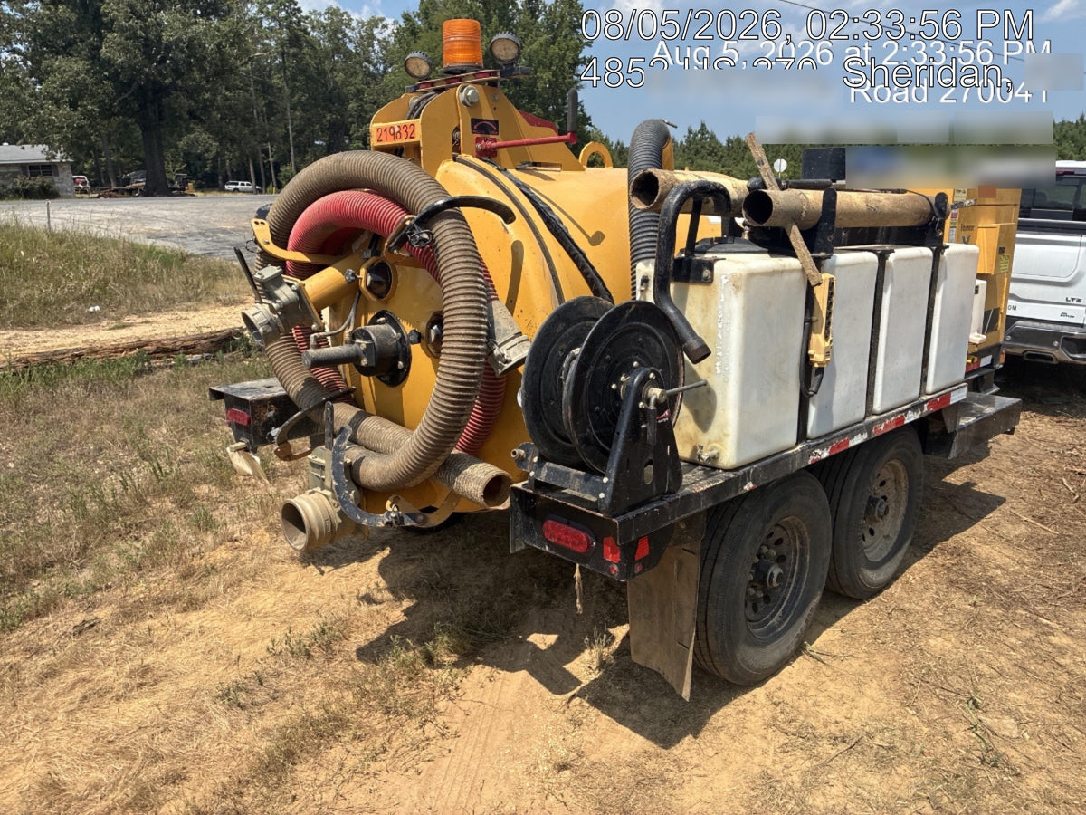2022 Vac-Tron LP573XDT T4 Koehler Diesel Engine, 500 Gallon Debris Tank, x2 100 Gallon Water Tanks