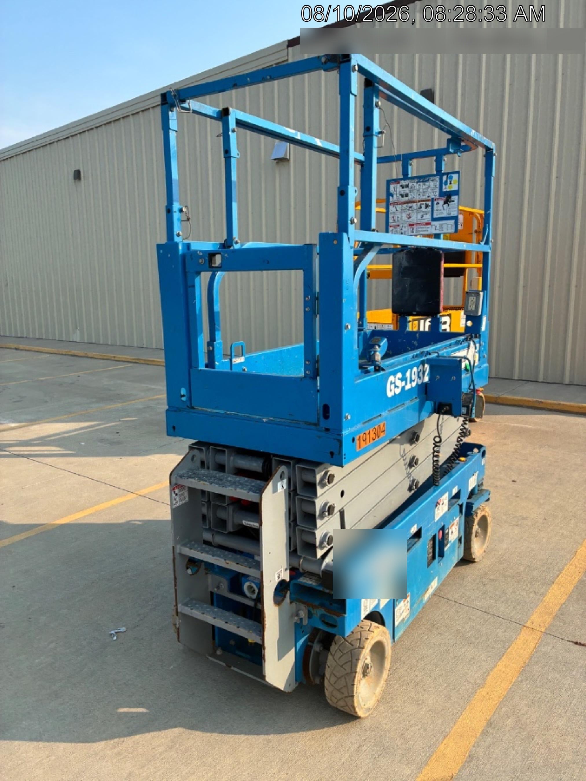 2021 GENIE GS-1932