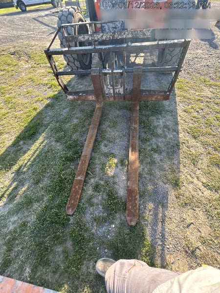 2022 SKYTRAK 8042