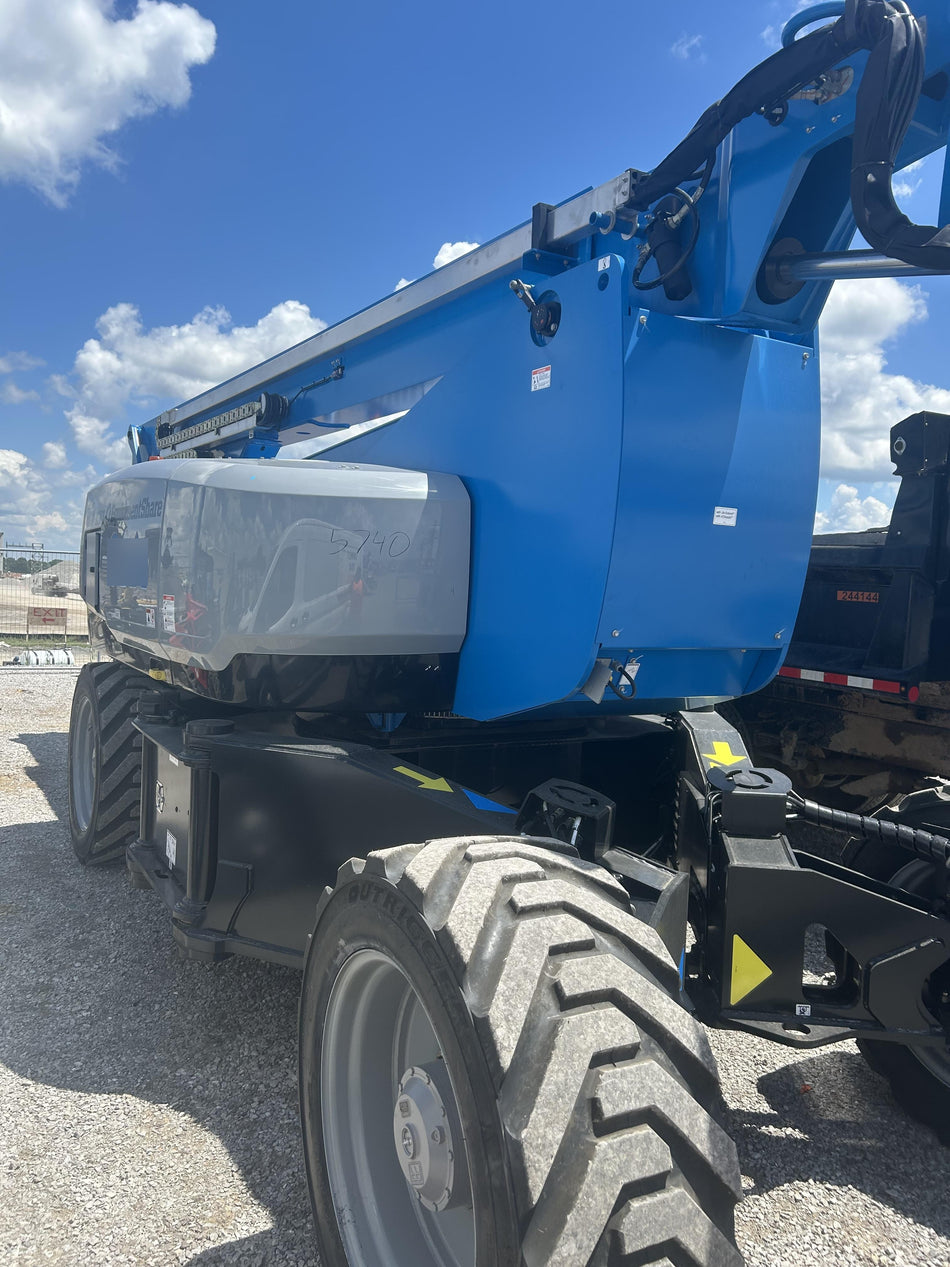 2025 GENIE Z-135/70