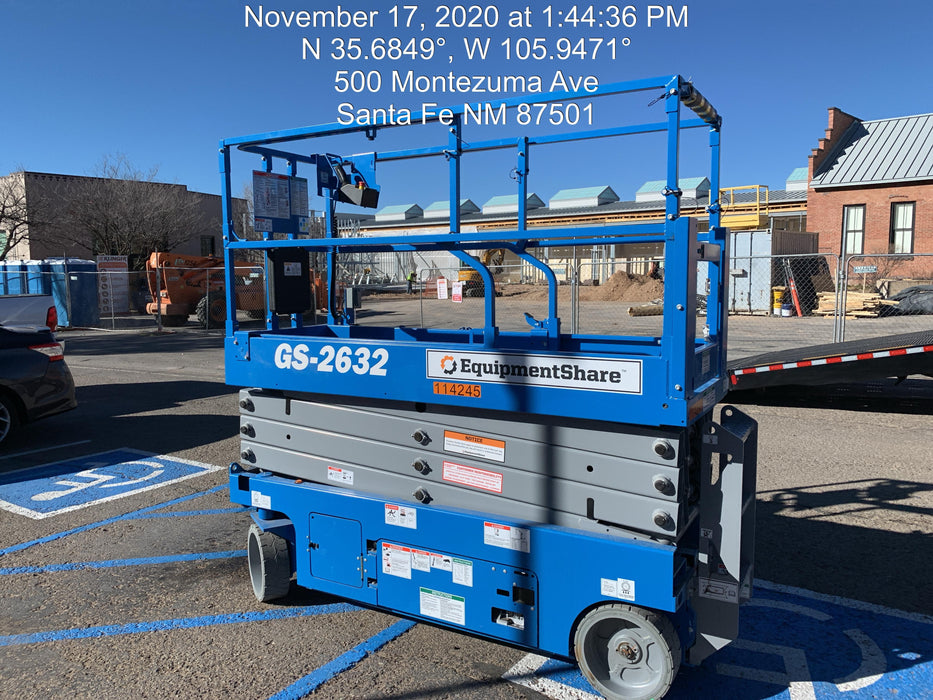 2020 Genie GS-2632 Solid NM Tires, Folding Rails with Half-Height Swing Gate, Beacon