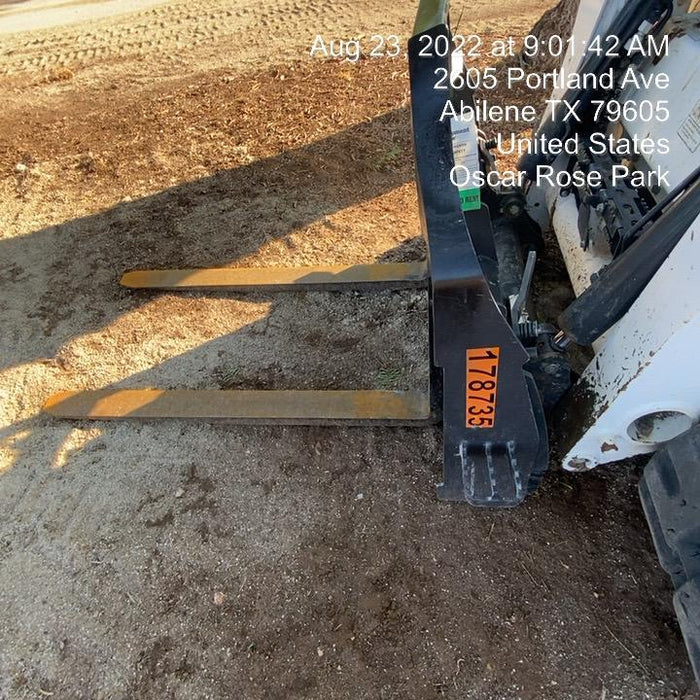 2021 PALADIN 48" Pallet Forks - Paladin