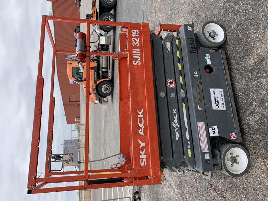 2017 Skyjack SJIII-3219 Skyjack SJ3219, Trojan Battery Set, Extended Warranty 5yr/5k hr