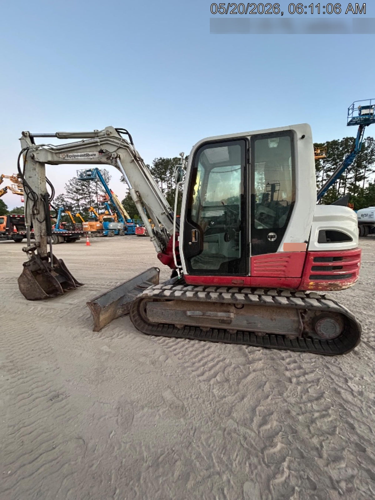 2019 Takeuchi TB290 Cab/Heat/AC Rubber tracks, Dozer blade, Travel alarm, Auxiliary hydraulics Manual QC, Hydraulic thumb, 18", 24", and 36" Buckets