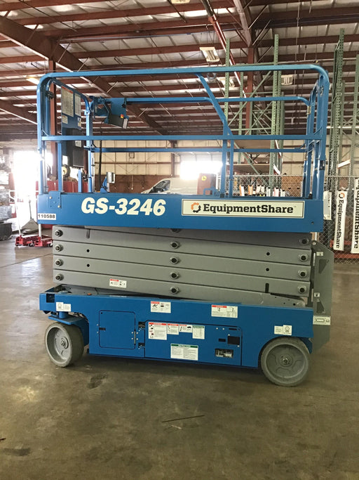 2020 Genie GS-3246 Standard, Folding full height swing gate, 800W Inverter