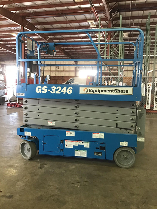 2020 Genie GS-3246 Standard, Folding full height swing gate, 800W Inverter