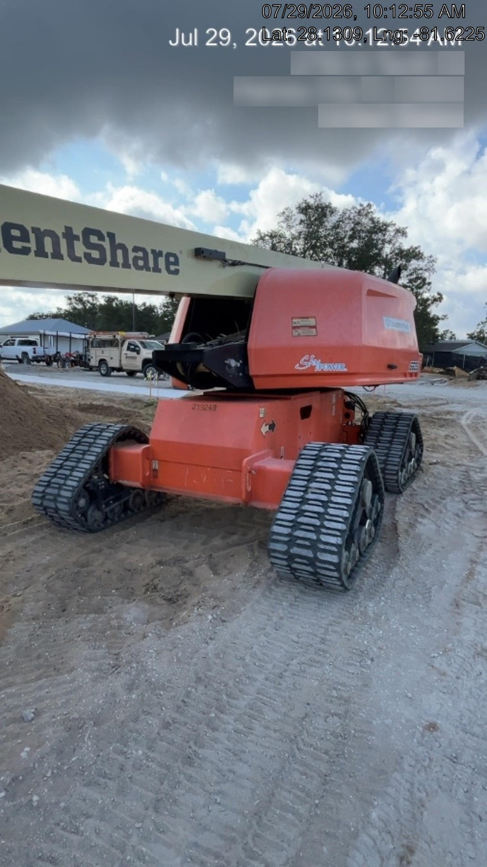 2022 JLG 660SJ Quad Track