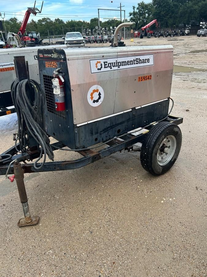 2021 Lincoln Electric Vantage 322 Vantage 322 Ready Pak 3 w/ Decals, ORANGE (includes trailer, cable rack, fender light kit) NO Telematics