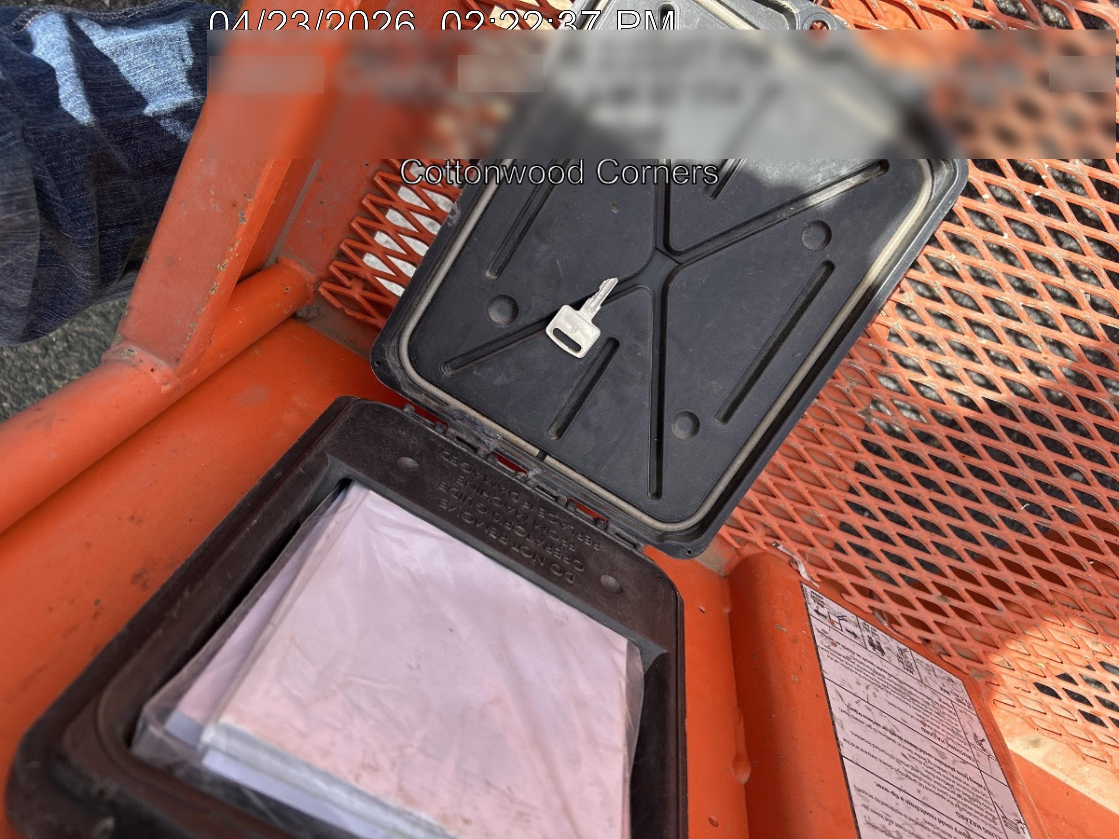 2022 JLG 26E
