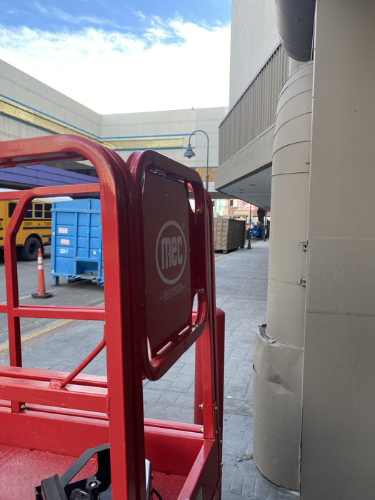 2020 MEC 1330SE Solid NM Tires, Steel Swing out Doors, LCS, Beacon, 900W Invertor