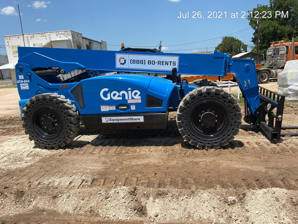 2021 GENIE GTH-844